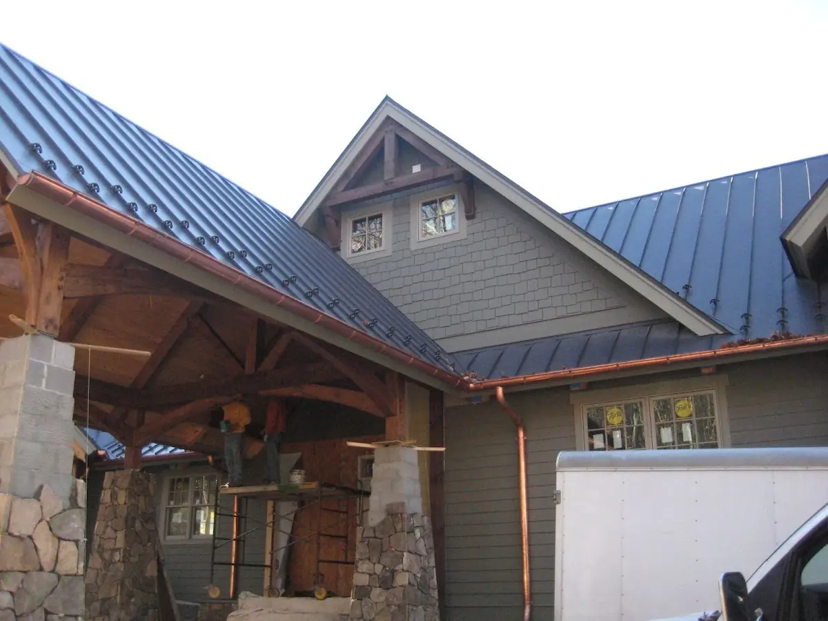 Craftsman Roofing team delivering quality roofing work in Silver Ridge Park